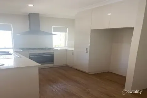 Property photo of 22B Harrier Way Beldon WA 6027