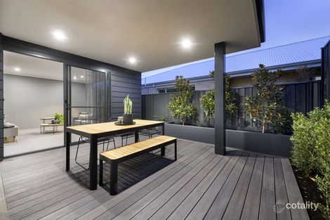 16a Glencairn Way, Parkwood, WA 6147