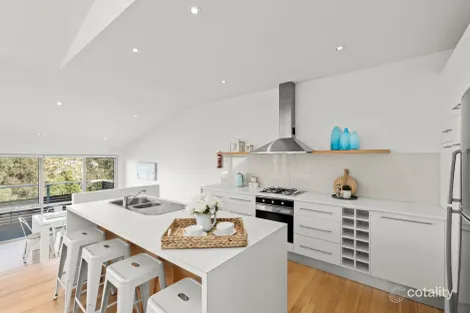 Property photo of 33A Highlander Street Torquay VIC 3228
