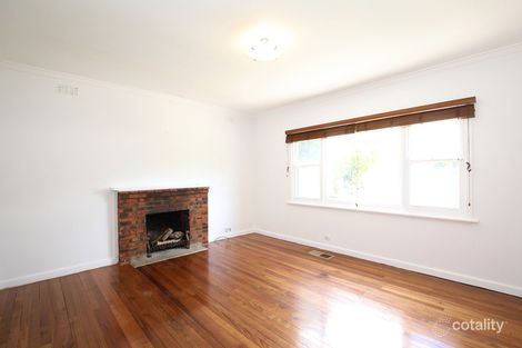 Property photo of 28 Jessop Street Greensborough VIC 3088