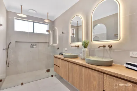 Property photo of 27 Gartrell Road Macdonald Park SA 5121