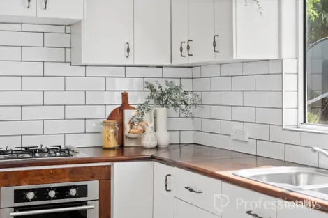 Property photo of 8 Hansard Place West Bathurst NSW 2795