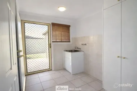 Property photo of 15 Robrick Close Griffith NSW 2680
