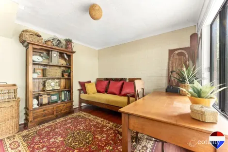 Property photo of 8 Spinnaker Avenue Tascott NSW 2250