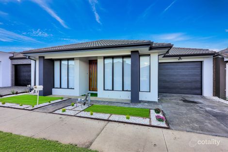 Property photo of 67 Docker Circuit Mickleham VIC 3064