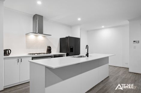 Property photo of 10 Dartmoor Street Forrestdale WA 6112