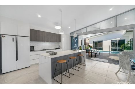 Property photo of 14 Pembroke Street Parramatta Park QLD 4870