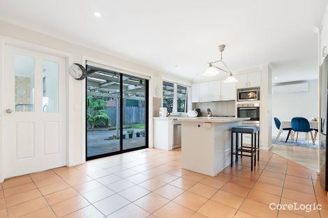 Property photo of 8 Yarrow Court Berwick VIC 3806