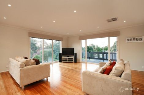 Property photo of 8 Wren Court Templestowe Lower VIC 3107