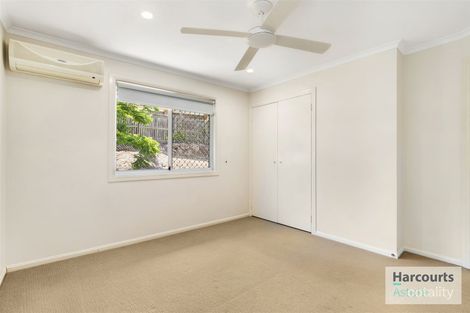 Property photo of 28 Dove Tree Crescent Sinnamon Park QLD 4073