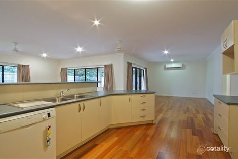 Property photo of 32 Tyrconnell Crescent Redlynch QLD 4870
