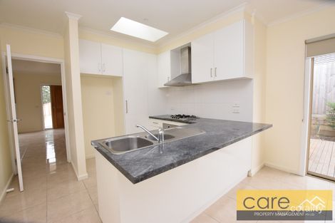 Property photo of 2 Strong Drive Hampton Park VIC 3976