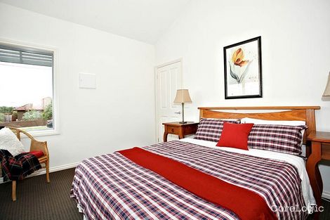 Property photo of 2/88 Purinuan Road Reservoir VIC 3073