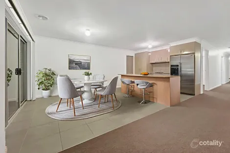 Property photo of 17 Palace Road Point Cook VIC 3030