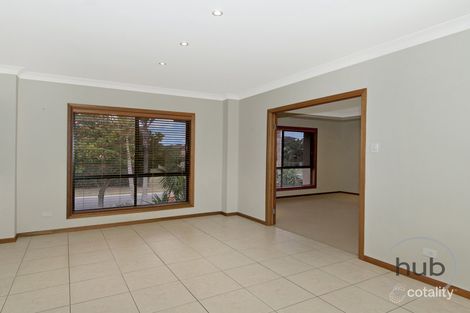 Property photo of 26 Lake Breeze Drive Loganholme QLD 4129
