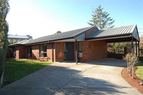 9 Pryor St, Mount Pleasant, VIC 3350