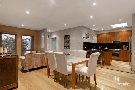 Property photo of 14 Nagara Court Mount Waverley VIC 3149