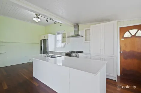 Property photo of 57 Park Road Wooloowin QLD 4030