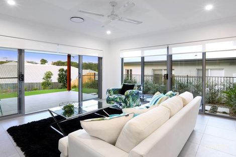 Property photo of 21 Valley Mist Place Maudsland QLD 4210