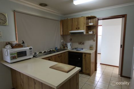 Property photo of 1 Avocet Court Werribee VIC 3030