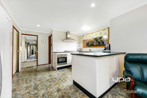 Property photo of 4 Pollard Place Sunbury VIC 3429