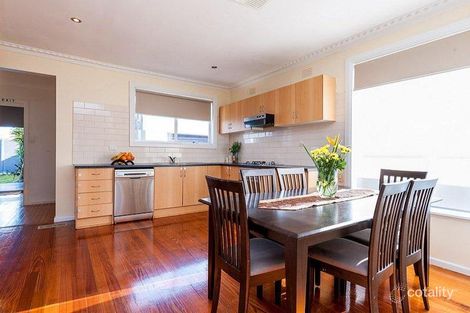 Property photo of 17 Glinden Avenue Ardeer VIC 3022