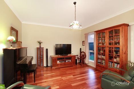 Property photo of 20 Athanlin Avenue Haywards Bay NSW 2530