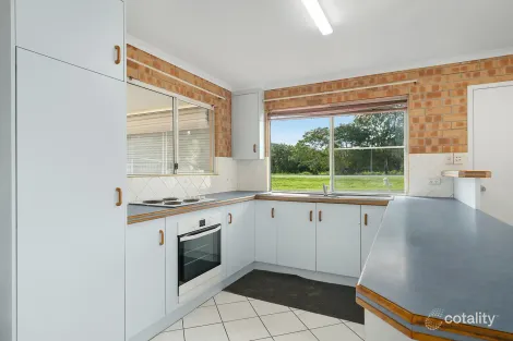 Property photo of 11 Contor Drive Bakers Creek QLD 4740