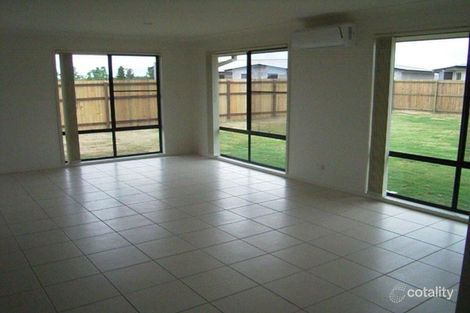 Property photo of 8 Endeavour Way Eli Waters QLD 4655