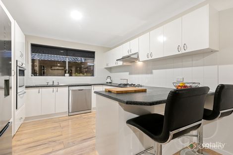 Property photo of 8 Andrea Crescent Cranbourne North VIC 3977