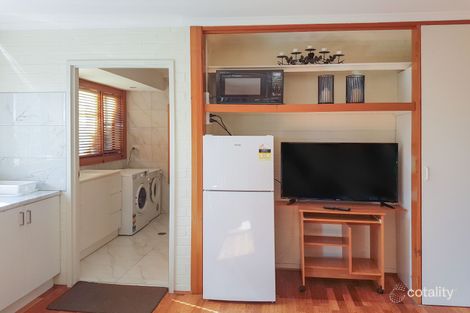 Property photo of 9 Muecke Place Isaacs ACT 2607