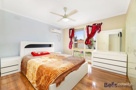 Property photo of 31 Diamond Avenue Albanvale VIC 3021
