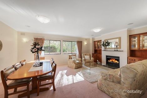 Property photo of 4 Vincent Road Park Orchards VIC 3114