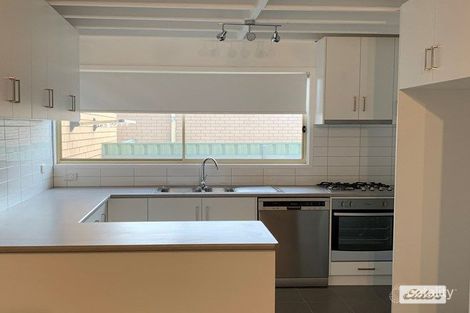 Property photo of 4/429 Griffith Road Lavington NSW 2641