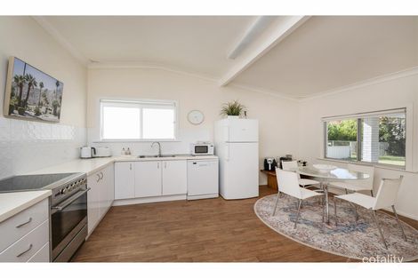 Property photo of 5 Lagoona Place Quindalup WA 6281
