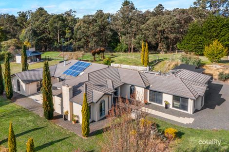 24 Greenwood Gr, Woodend, VIC 3442