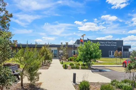 Property photo of 5 Brookdale Road Point Cook VIC 3030
