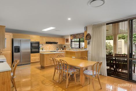 Property photo of 6 Carnoustie Court Indooroopilly QLD 4068