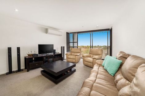 Property photo of 303/175 Kangaroo Road Hughesdale VIC 3166