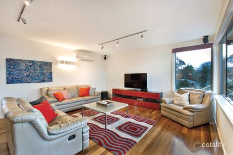 Property photo of 22 Sunburst Avenue Balwyn North VIC 3104