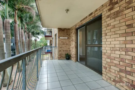 Property photo of 1/5 Silva Street Ascot QLD 4007