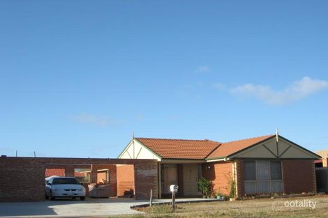 41 Catherine Dr, Hillside, VIC 3037