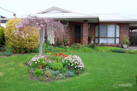 Property photo of 3 Selkirk Drive Horsham VIC 3400