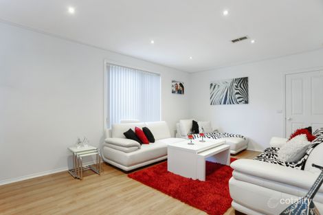 Property photo of 10 Bradano Lane Roxburgh Park VIC 3064