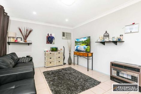 Property photo of 14 Hamlet Crescent Rosemeadow NSW 2560