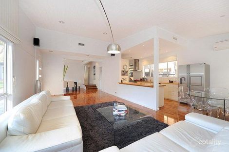 Property photo of 4 Bond Street Mount Waverley VIC 3149