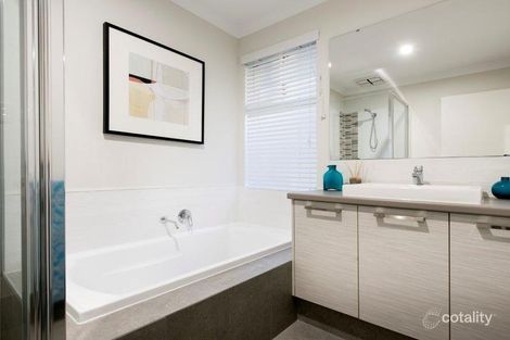 Property photo of 39 Favell Way Balga WA 6061