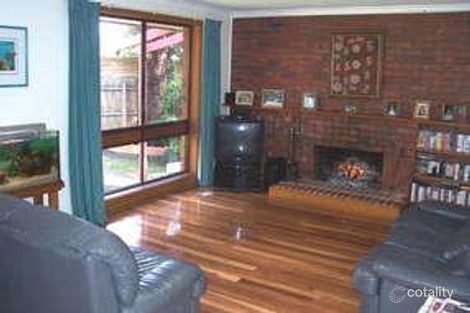Property photo of 2 Aplin Place Wantirna South VIC 3152