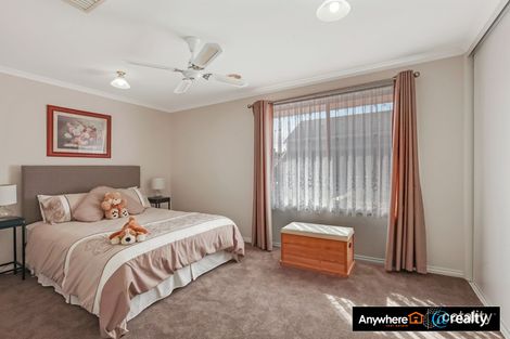 Property photo of 4 Dryburgh Place Hillside VIC 3037