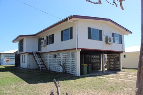 14 Herring St, Taylors Beach, QLD 4850